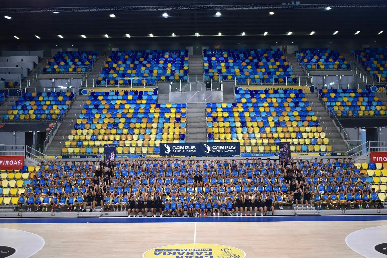 Vista panorámica de todos los alumnos del Campus Santi Aldama